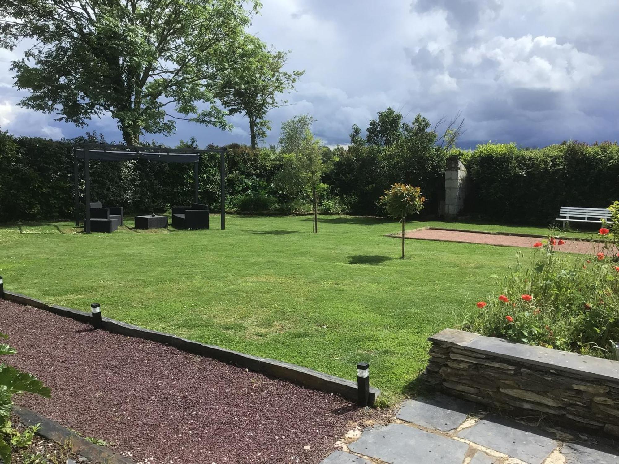 Lorali Bed and Breakfast Blaison-Saint-Sulpice Exteriör bild